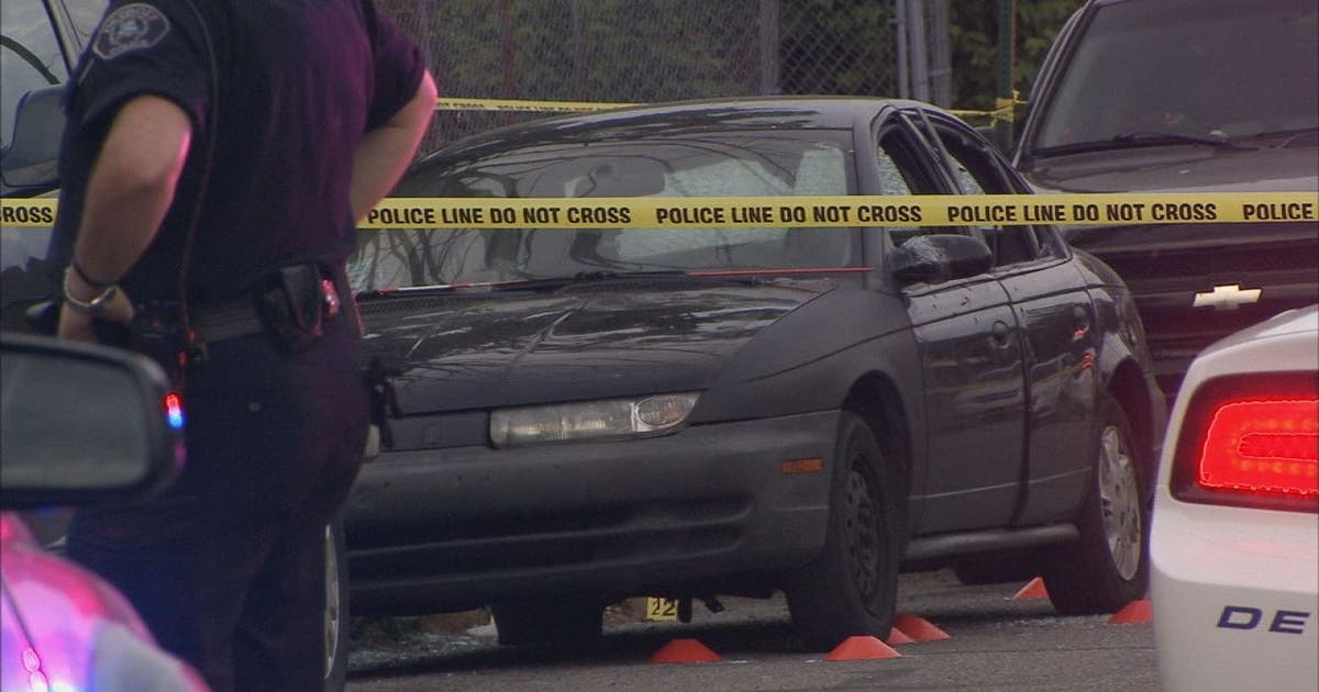 2 dead, 1 injured after being shot in car in Detroit | FOX 2 Detroit