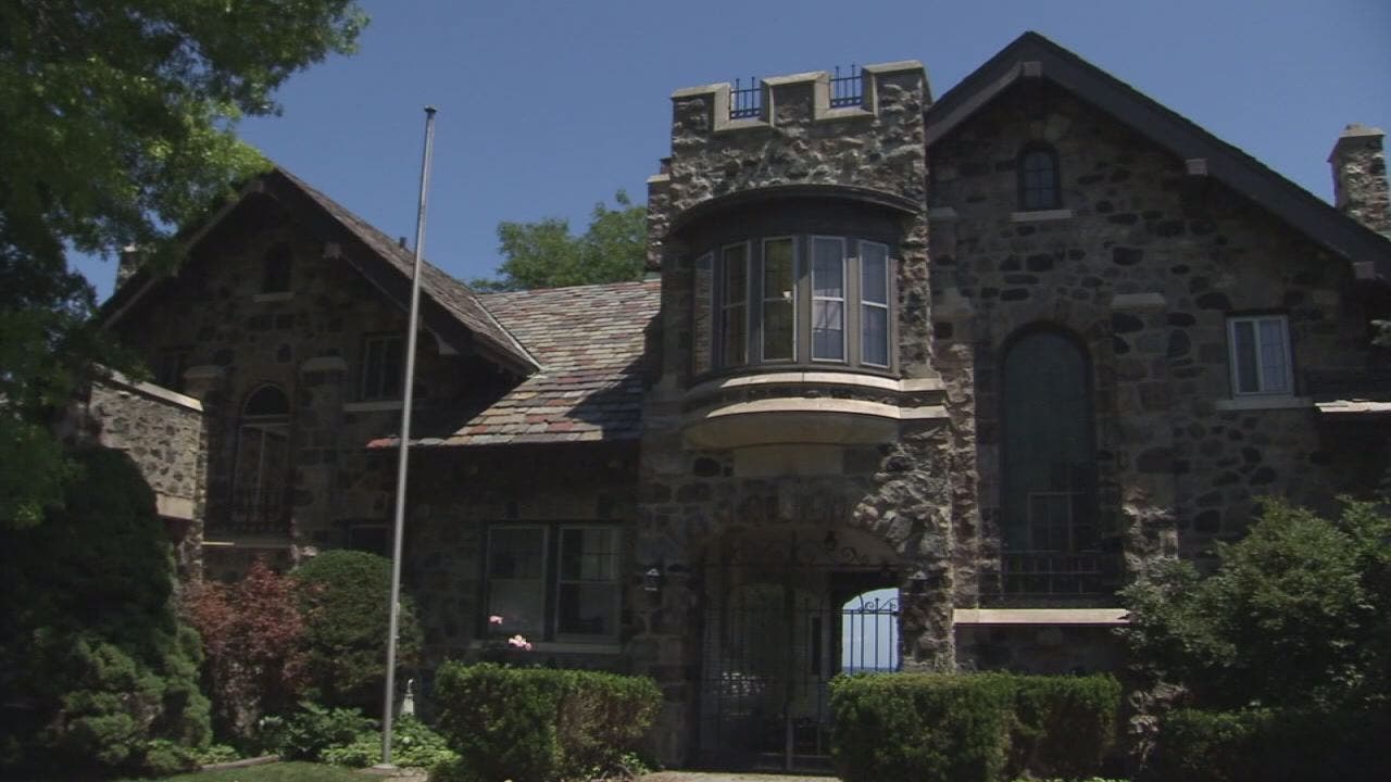 Iconic 'Castle House' in St. Clair Shores hits the market FOX 2 Detroit