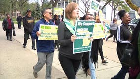 Counselors rally in Detroit for right to diagnose patients