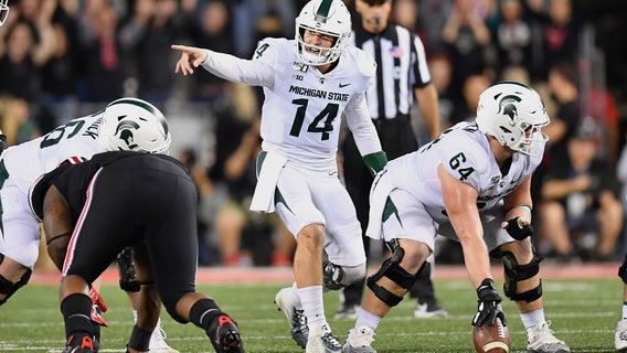 Spartans' re-tooled offense to face Badgers' No. 1 D