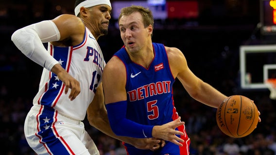 Pistons exercise option on Kennard