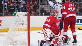 Maple Leafs skate to 6-0 win over Red Wings