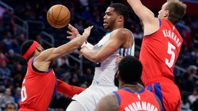 Hornets edge Pistons again