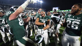 Michigan State bowl eligible after edging Maryland