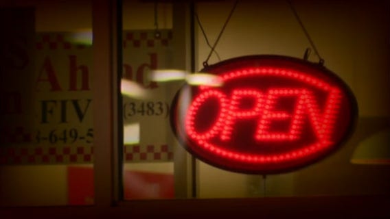 Phone scam targets restaurant workers using scare tactics to buy gift cards