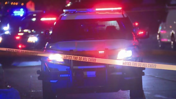 2 Detroit police officers charged with bribery as federal probe into improper towing practices widens