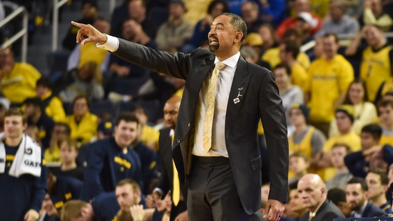 Teske scores 16 points to lead Michigan past Elon