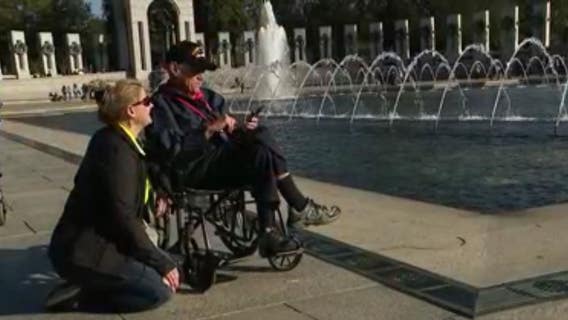 70 veterans, 10 former Detroit Lions take honor flight to nation's capital on Sunday