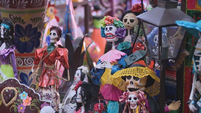 Celebrating Dia de Los Muertos in Southwest Detroit