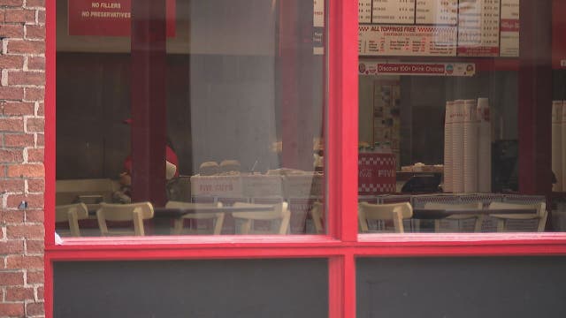 Restaurant employees targeted in gift card scam in Troy