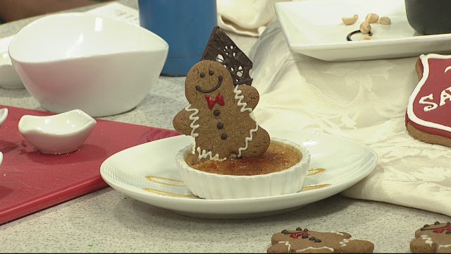 Making gingerbread cookies with Royal Park Hotel