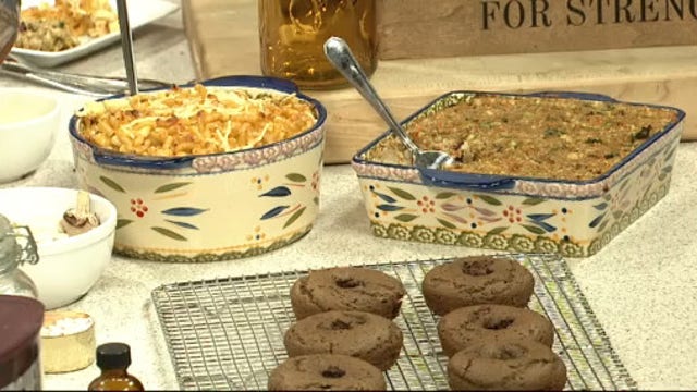 Vegan Thanksgiving side recipes from Cooking with Que