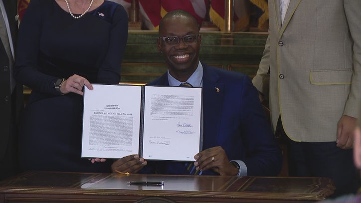 Garlin Gilchrist Becomes First Black LG To Sign A Bill Into Law | FOX 2 ...