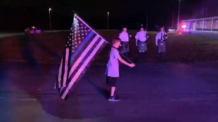 10-year-old Florida boy honors fallen Detroit police officer with ...