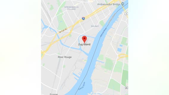 UK man in wetsuit arrested after swimming from Canada across Detroit River to Zug Island