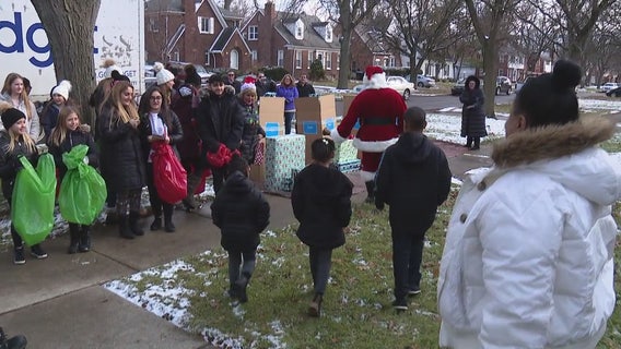 3 grieving families surprised with Extreme Christmas Makeover