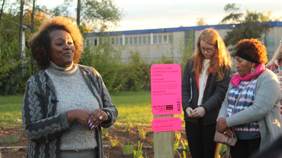 Rhonda Theus discusses neighborhood restoration projects.