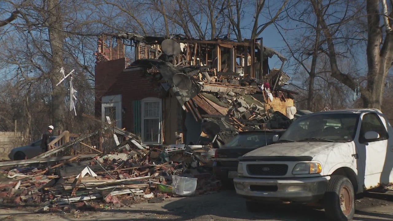 Detroit man survives house explosion but loses everything | FOX 2 Detroit