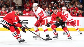 Sikura, Blackhawks rally past lowly Red Wings 4-2