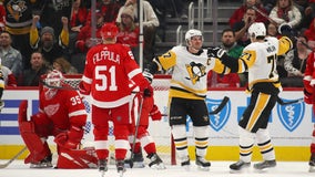 Crosby scores in OT, Penguins beat Red Wings