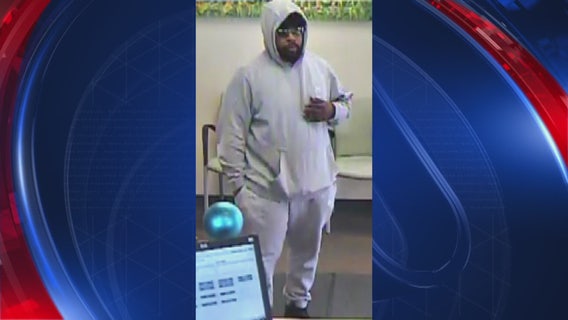 Cops look for man who robbed Huntington bank of $3K in Warren