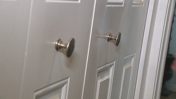 Jill of All Trades fixes loose door handles