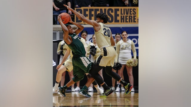 Purdue defense bottles up No. 8 Spartans in 29 point upset