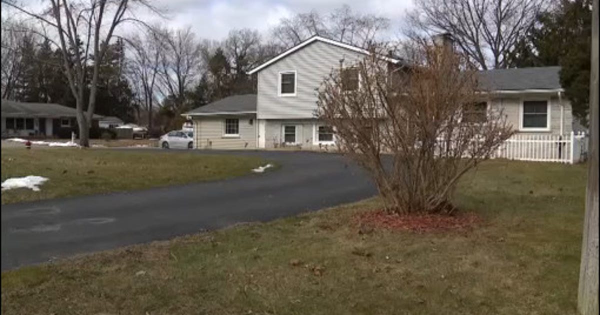 Man's ex-girlfriend caught breaking in, trying to set home on fire ...