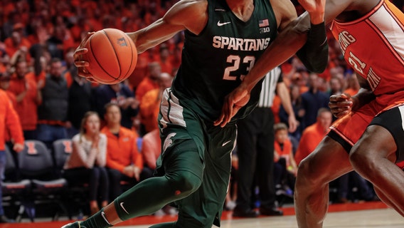 Dosunmu injured on Spartans' buzzer dunk; No. 22 Illini fall