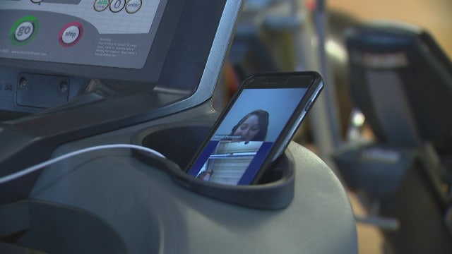 For rehabbing from a heart attack, doctors prescribe a cell phone