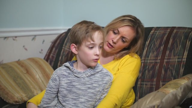 Huntington's Disease took so much from one mom. Inside her fight to cure the rare genetic disorder