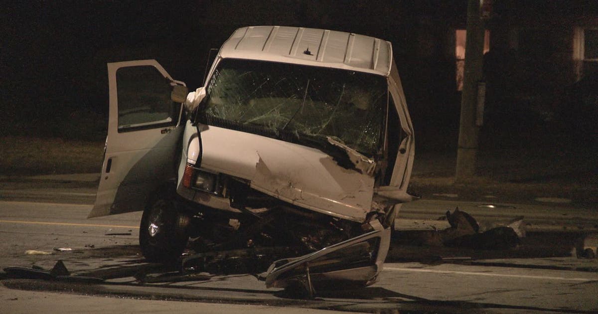 1 killed, 2 hurt in head-on crash in Redford Township | FOX 2 Detroit