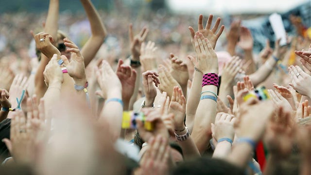 Whitmer orders gatherings over 250 people be canceled or postponed amid coronavirus