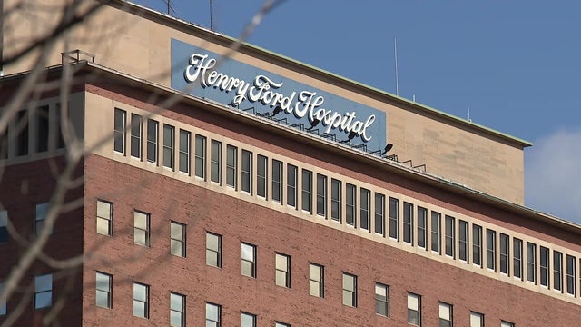 Henry Ford Health reaches capacity at 2 hospitals for COVID-19 patients