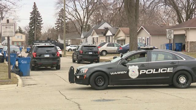 Police say ex-boyfriend not in house in Warren barricaded gunman situation
