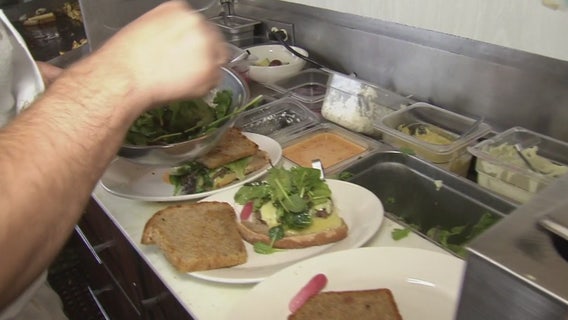 Feed the Frontlines Detroit program boosting morale for essential workers and restaurateurs