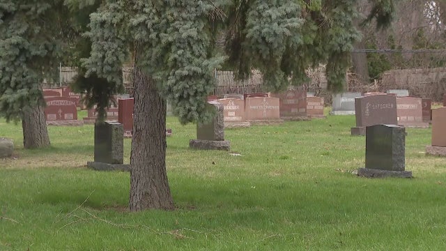 Funeral homes struggle to keep up with COVID-19 demands and comfort grieving families