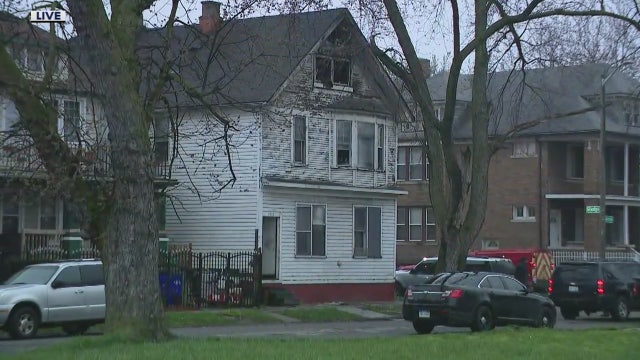 Body burned beyond recognition in house fire, Detroit fire says