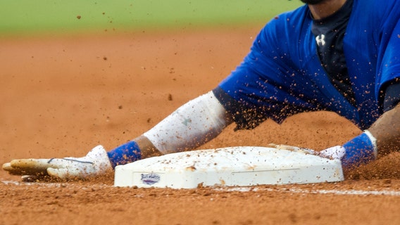 Michigan teen baseball player dies after collision at 2nd base