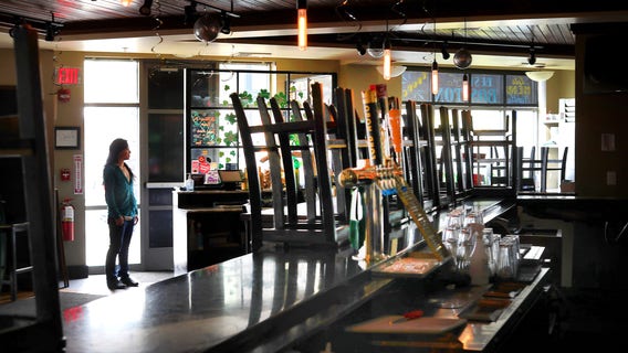 Michigan restaurants push Governor Gretchen Whitmer for May 29 reopening