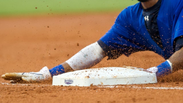 Michigan teen baseball player dies after collision at 2nd base