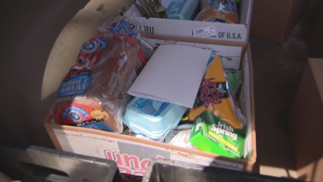 Detroit woman 's food program grows to community outreach during pandemic