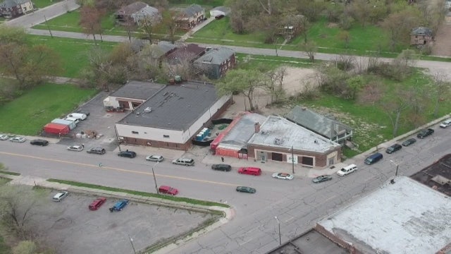 Michigan Humane Society handing out food from its pet pantry program