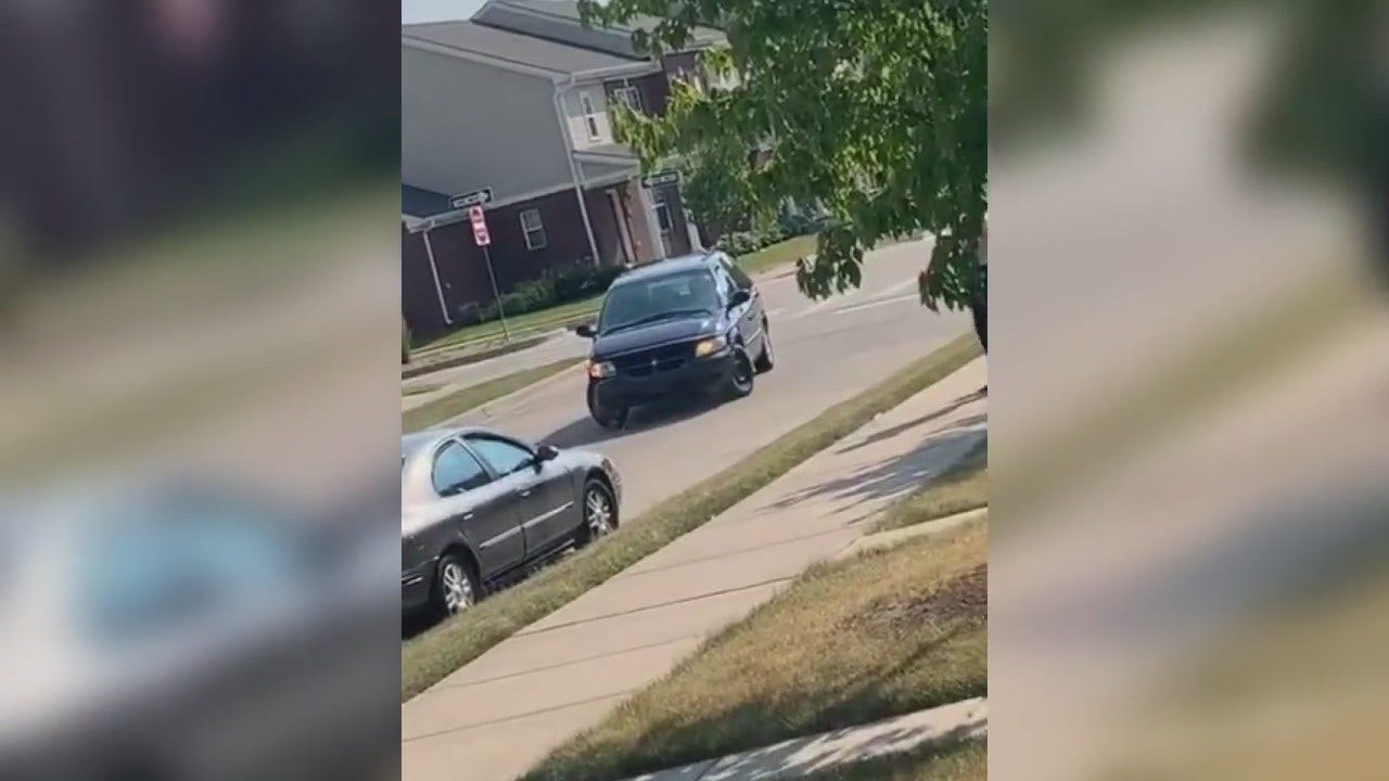 Minivan driver hits three women before being arrested in Detroit