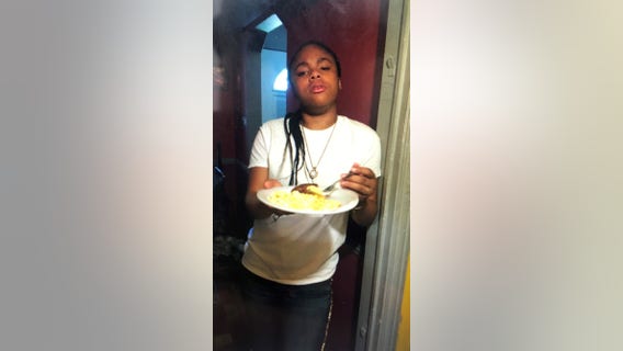 Detroit Police searching for 15-year-old girl with mental illness last seen Monday