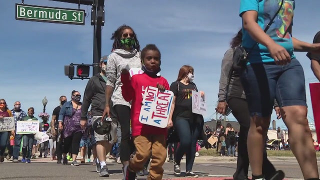 Kids rally for justice in Ferndale