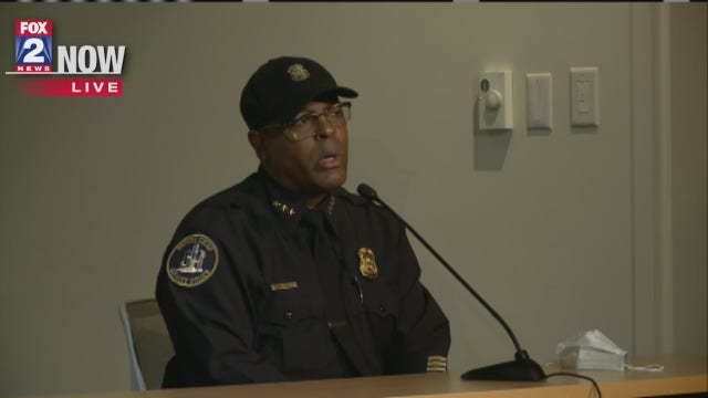 ‘I kneeled’: During raucous protest, Detroit police deputy chief kneels with protesters