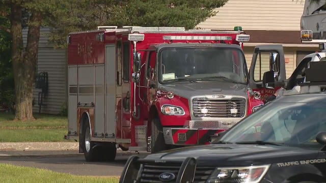 Mom, two kids and Macomb sheriff's deputy hospitalized after New Haven apartment fire