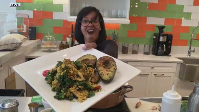 Recipe for Cooking with Que's avocado rice bowls