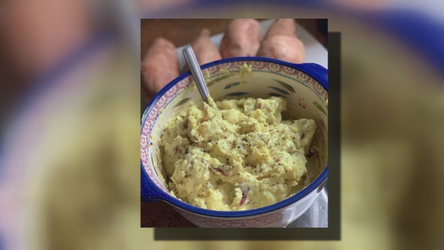 Cooking with Que's vegan potato salad recipe